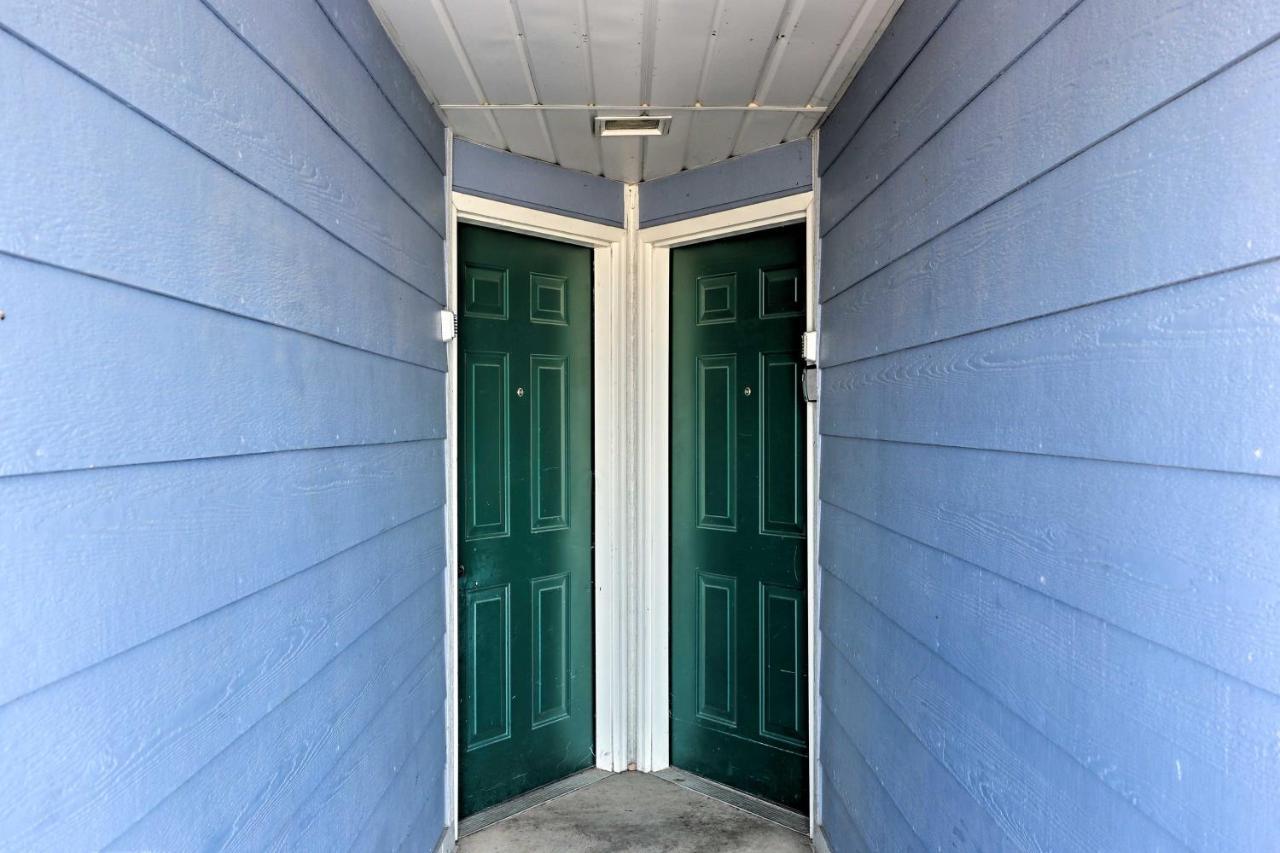 Waterfront Middle Bass Condo With Pool Access! Put-in-Bay Zewnętrze zdjęcie